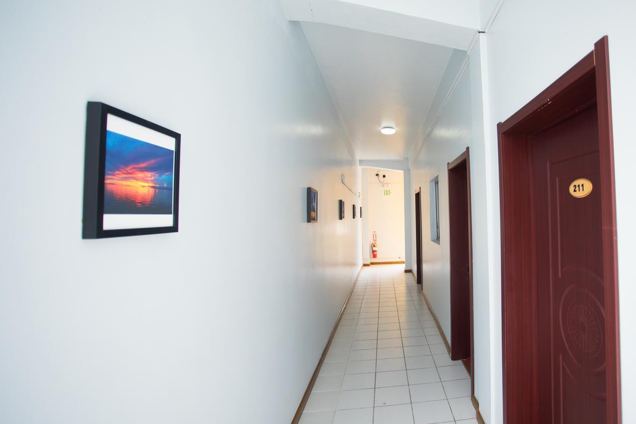 Pacific Islander Inn ガラパン エクステリア 写真